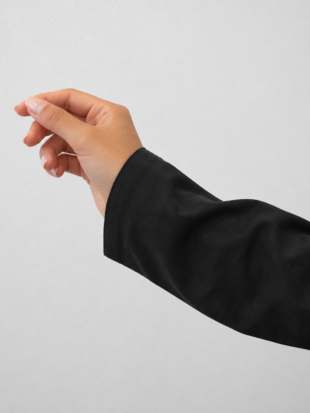 Plain Cotton Abaya with Pockets | Round neck | Matte | Black