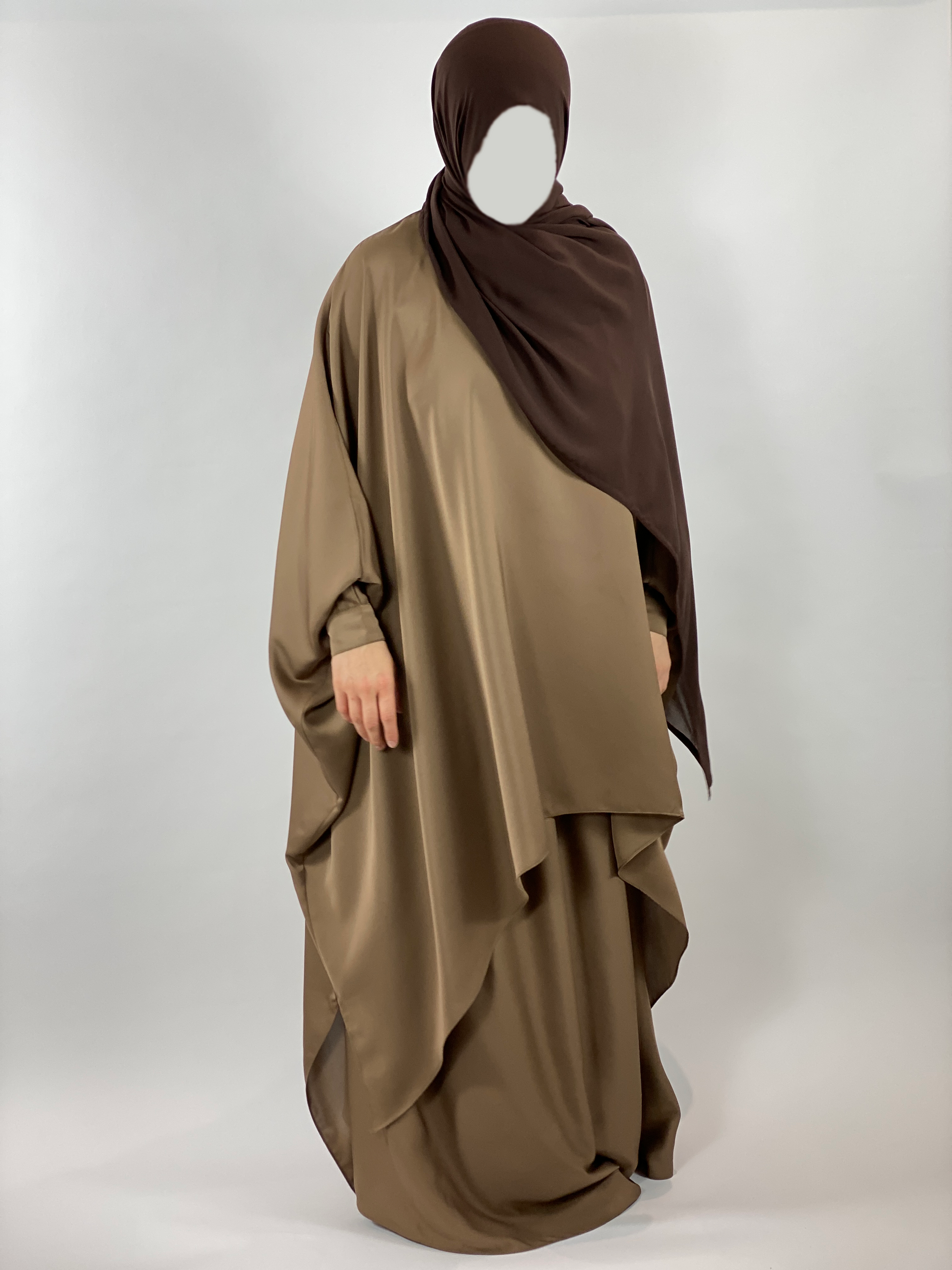 Waterfall Cape Set: Gold