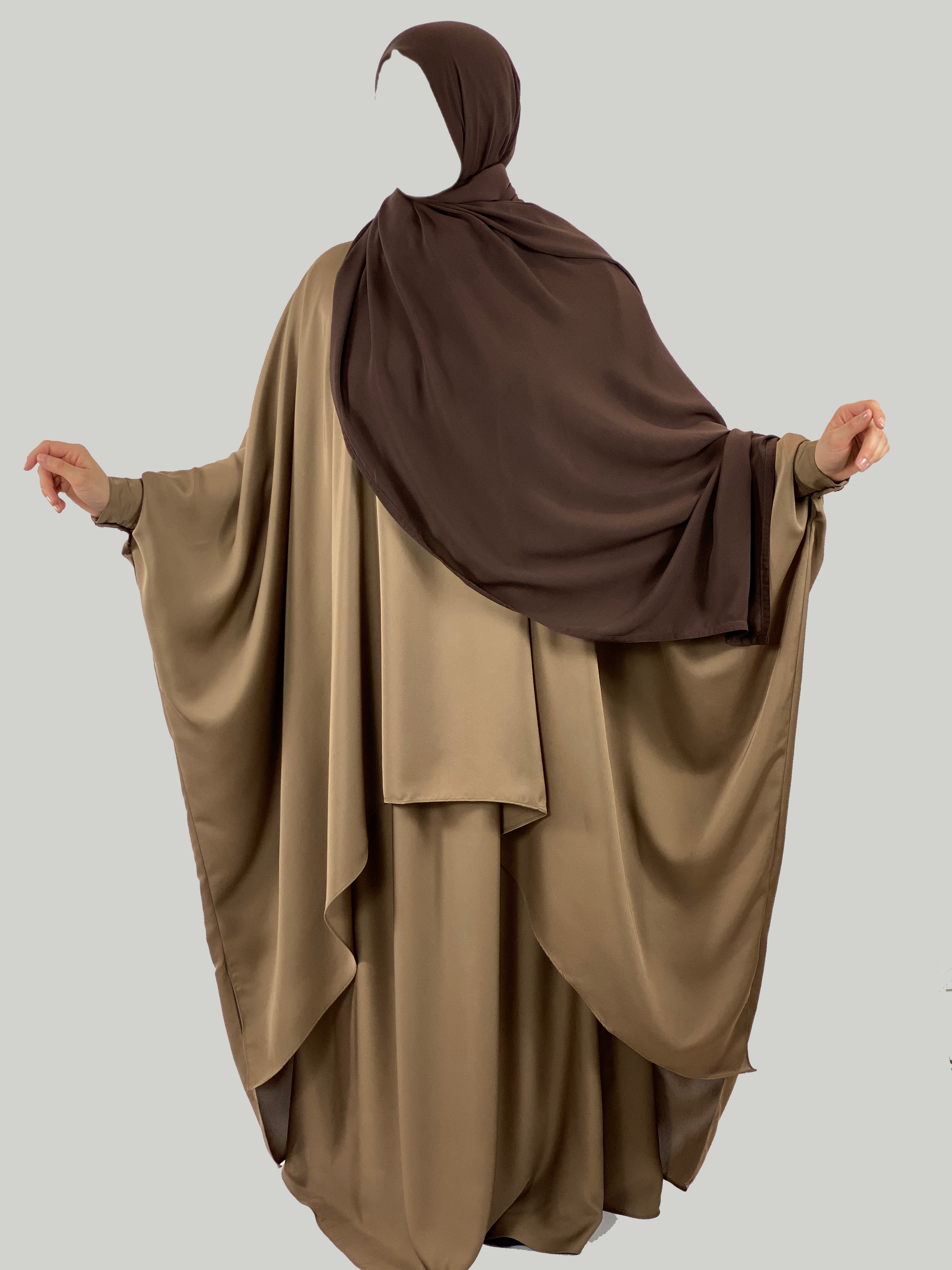 Waterfall Cape Set: Gold
